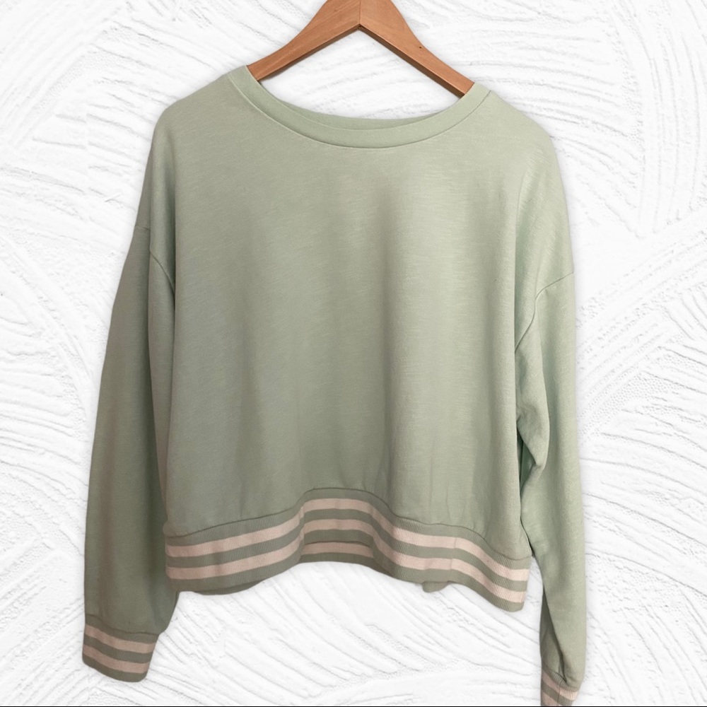 NWT Mossimo Aqua Crop Sweatshirt